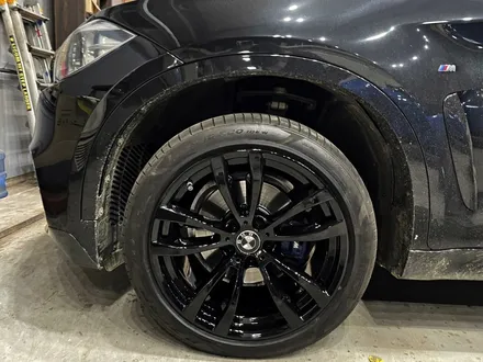 BMW X6 휠수리 후 블랙유광 휠도색 / 용인 처인구