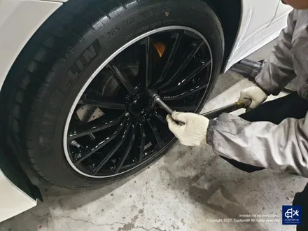 벤츠 GT43 AMG 박리 후 블랙실버 유광 투톤 휠도색 / 용인 처인구