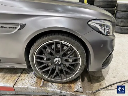 벤츠 C63 AMG 휠수리 후 투톤 유광 휠도색 / 용인 처인구