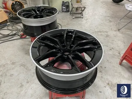 재방문 고객분의 차량 / 벤츠 CLS53AMG 20인치 휠 상처 수리 후, 블랙 + 실버 투톤 유광 휠도색 / 용인 처인구