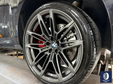 BMW G87 M2 930M 휠 상처 수리 후, 건메탈 그레이 휠도색 + 레드 캘리퍼 도색 / 용인 처인구