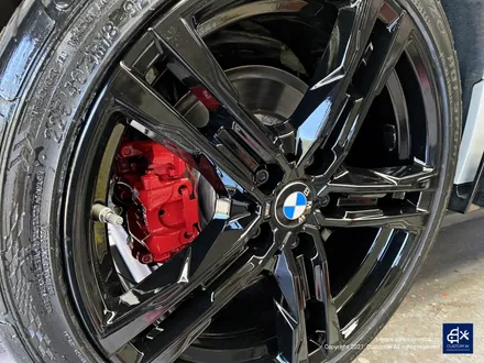 BMW 118d 819M 블랙유광 휠도색 + 레드 캘리퍼 도색 / 용인 처인구
