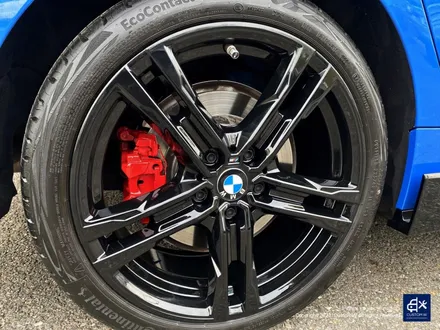 BMW 120i 704M 블랙유광 휠도색 + 레드 캘리퍼 도색 / 용인 처인구