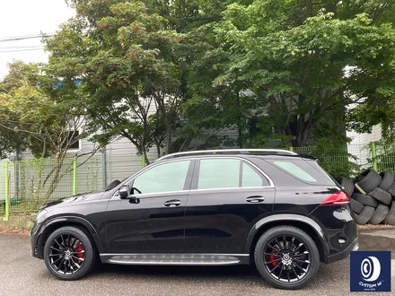 벤츠 GLE450 타 업체 잘못된 수리 도색 이력 / 기존 페인트 제거 (약품 박리) 후, 마차휠 블랙 유광 휠도색 + 레드 캘리퍼 도색 / 용인 처인구