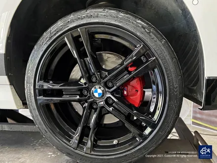 BMW 118d 819M 블랙유광 휠도색 + 레드 캘리퍼 도색 / 용인 처인구
