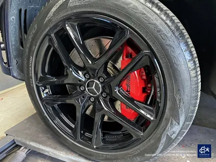 벤츠 GLE53 AMG 휠수리 후 블랙유광 휠도색 & 레드 캘리퍼 도색 / 용인 처인구