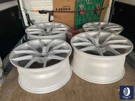 휠 수리 도색 불량 / BMW M4 763M 타 업체 잘못된 휠도색 약품 박리 / 페인트 제거 후, 사틴 블랙 휠 도색 재작업 + 카본 세라믹 골드 캘리퍼 도색 / 용인 처인구