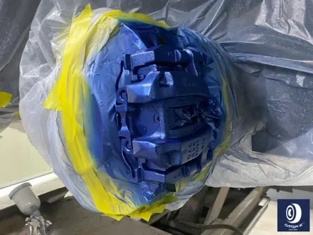 BMW 휠.. 왜 이렇게 만들까... 휠에 장착된 플라스틱 커버는 무슨 의미가 있나? 경량화? 디자인? 신형 740D 신0차 출고 작업 휠 커버 + 휠 블랙 도색 + 캘리퍼  도색 / 용인 처인구