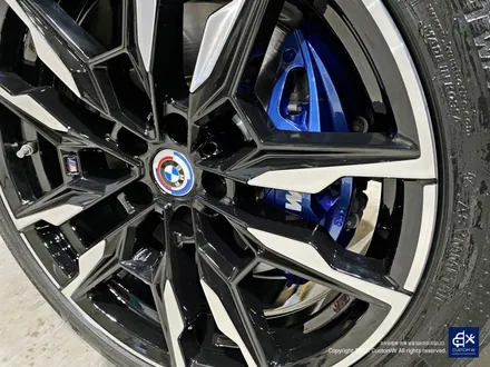 BMW i4 M50 기존 도색 제거 약품 박리 후, 블랙 폴리시 휠 + 블루 캘리퍼 도색 / 용인 처인구