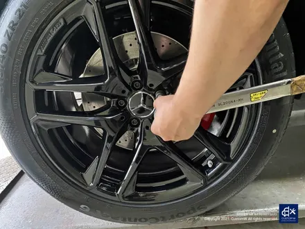 벤츠 GLE53 AMG 블랙유광 휠도색 + 레드 캘리퍼 도색 / 용인 처인구