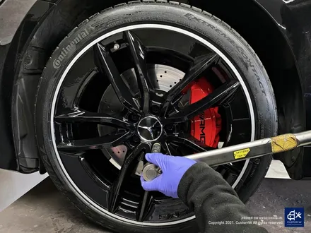 벤츠 E53 AMG 잘못된 도색 이력 박리 후 투톤 유광 휠도색 + 레드 캘리퍼 도색 / 용인 처인구