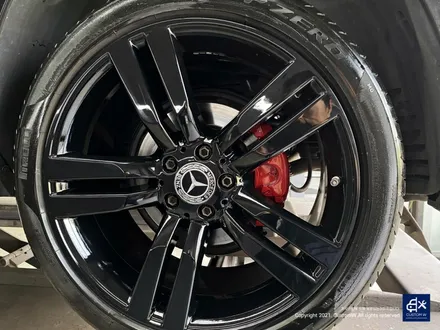 벤츠 GLK220 휠수리 후 블랙유광 휠도색 + 부식 제거 후 레드 캘리퍼 도색 / 용인 처인구