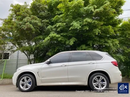 BMW F05 X5 30D 엄청난 부식이 있는 캘리퍼 부식 / 녹 제거 후, 깔끔하게 블루 캘리퍼 도색 그리고 휠 상처 수리 후, 실버 휠 도색 / 용인 처인구
