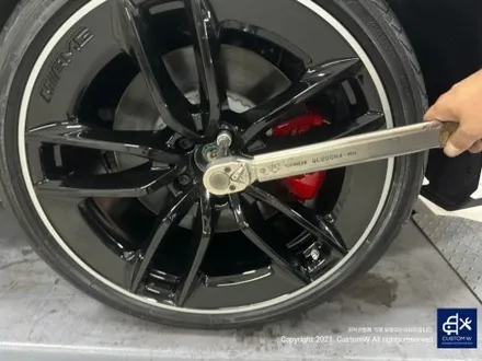벤츠 CLS53 AMG 블랙 실버 투톤 유광 휠도색 + 레드 캘리퍼 도색 / 용인 처인구