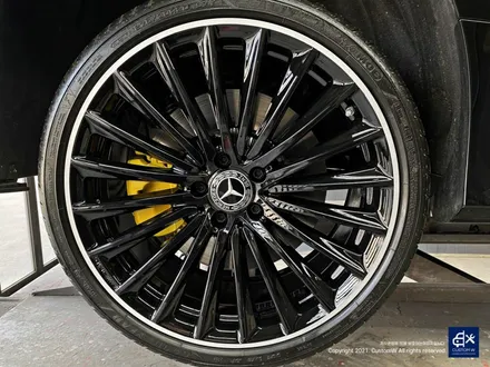 벤츠 CLS450 신형 20인치 마차휠 블랙 실버 투톤 유광 휠도색 + 옐로우 캘리퍼 도색 / 용인 처인구