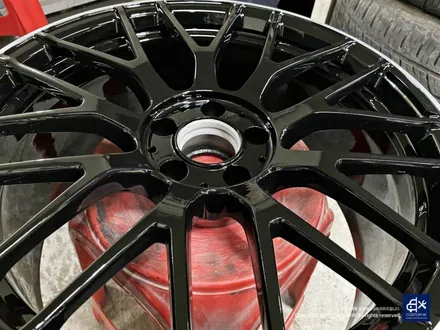 벤츠 C63 AMG 블랙 실버 투톤 유광 휠도색 + 레드 캘리퍼 도색 / 용인 처인구