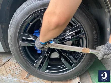 BMW F15 X5 30D 블랙 유광 휠도색 + 부식 제거 후, 캘리퍼 도색 허브 방청 코팅 작업까지_! / 용인 처인구
