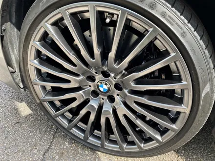 BMW G11 730d 휠 수리 불량 재작업 약품 박리 후 고스트 크롬 휠도색 + 블랙 캘리퍼 도색 / 용인 처인구