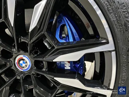 BMW i4 M50 기존 도색 제거 약품 박리 후, 블랙 폴리시 휠 + 블루 캘리퍼 도색 / 용인 처인구