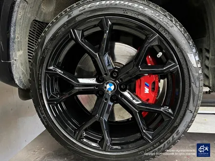 BMW G06 X6 블랙유광 휠도색 + 레드 캘리퍼 도색 / 용인 처인구