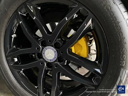 벤츠 GLA200d 블랙유광 휠도색 + 옐로우 캘리퍼 도색 / 용인 처인구