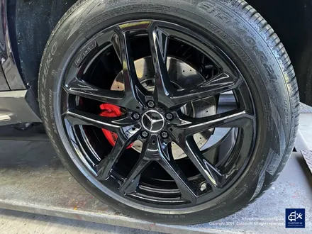 벤츠 GLE53 AMG 휠수리 후 블랙유광 휠도색 & 레드 캘리퍼 도색 / 용인 처인구