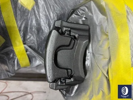 아우디 Q7 55TFSI 플라스틱 커버가 장착된 21인치 휠 블랙 유광 휠도색 + 부식 제거 후, 건메탈 그레이 캘리퍼 도색 / 용인 처인구