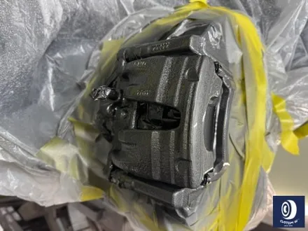 아우디 Q7 55TFSI 플라스틱 커버가 장착된 21인치 휠 블랙 유광 휠도색 + 부식 제거 후, 건메탈 그레이 캘리퍼 도색 / 용인 처인구