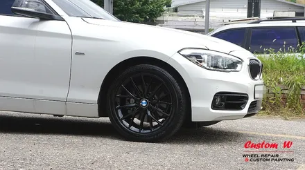 여성이 타기에도 딱 좋은 BMW 118D차량의 블랙유광 휠도색. / 용인 처인구