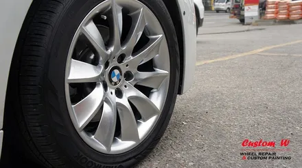 원하시는 컬러와 톤을 위해... BMW 5시리즈 터빈휠 고스트크롬 밝은톤(휘도는↓). / 용인 처인구