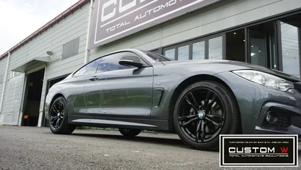 BMW 420d 쿠페 441M 휠 상처수리 후 블랙유광 휠도색, 얼라인먼트 교정. / 용인 처인구