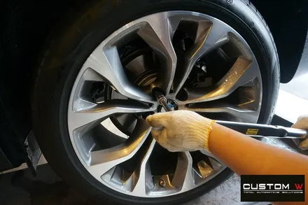 BMW X6 상처난 20인치 다이아몬드 커팅 휠 수리 복원. / 용인 처인구