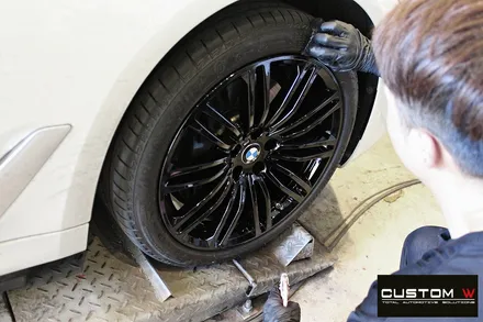 BMW G30 M540i 664M 블랙유광 휠도색 / 용인 처인구