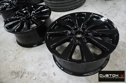 벤츠 GLC350e 휠 상처 수리 후 블랙유광 휠도색 + 카본 세라믹 골드 캘리퍼 도색 / 용인 처인구