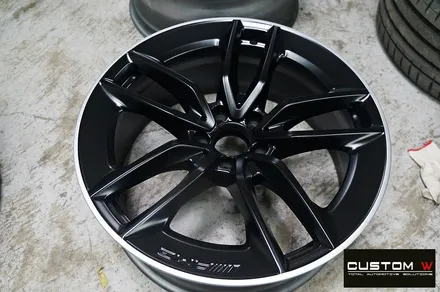 벤츠 CLS53 AMG 기존 고객 휠 상처 수리 후 블랙 실버 투톤 무광 휠도색 / 용인 처인구