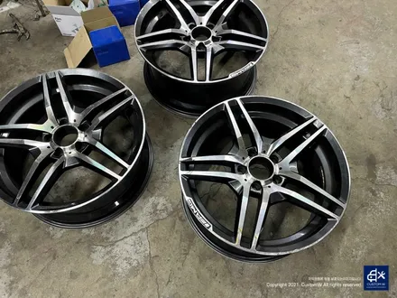 벤츠 W205 C200d 휠수리 후 블랙유광 휠도색 + 레드 캘리퍼 도색 / 용인 처인구