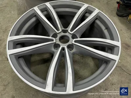 BMW 730Ld 박리 후 블랙유광 휠도색 + 블루 캘리퍼 도색 / 용인 처인구