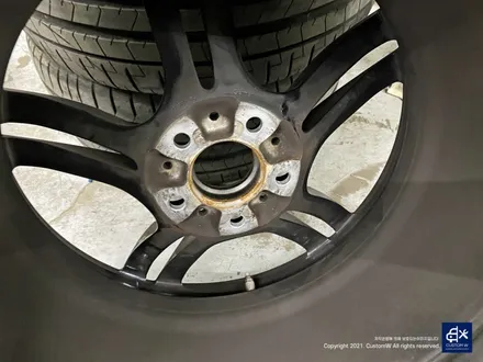 BMW M4 437M 휠수리 후 블랙 유광 휠도색 / 용인 처인구