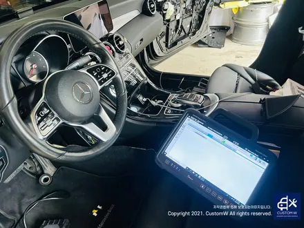 벤츠 W205 C220d 반자율주행 옵션설치, 360도카메라 어라운드뷰 옵션설치. / 용인 처인구