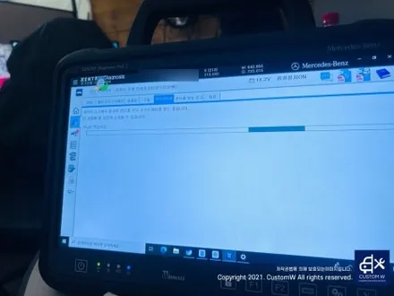 메르세데스 벤츠 W213 E350d 반자율주행 옵션 설치 + 19년이후 핸들로 교체. / 용인 처인구