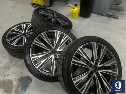 3년 전 캘리퍼 도색 작업 후, 재방문 주신 고객_! 아우디 A6 50TDI 20인치 휠 상처 수리 후, 블랙 유광 휠도색 / 용인 처인구