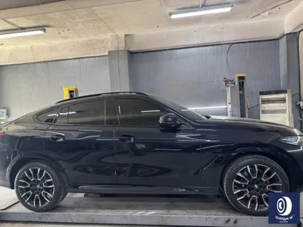 BMW X6 40i 신차 출고 작업 / 915M 블랙 휠도색 + 레드 캘리퍼 도색 / 용인 처인구