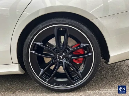 벤츠 E53 AMG 휠수리 후 블랙 실버 투톤 무광 휠도색 + 레드 캘리퍼 도색 / 용인 처인구