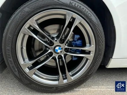 BMW F10 520D 에어로다이나믹 프로 613M 휠 상처 수리 후, 고스트 크롬 휠도색 + 지저분한 캘리퍼 부식 및 고착된 분진 제거 후, 깔끔하게 블루 캘리퍼 도색 작업까지_ / 용인 처인구