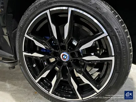 BMW i4 M50 기존 도색 제거 약품 박리 후, 블랙 폴리시 휠 + 블루 캘리퍼 도색 / 용인 처인구