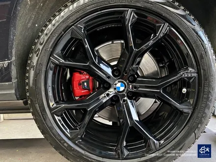 BMW G06 X6 블랙유광 휠도색 + 레드 캘리퍼 도색 / 용인 처인구