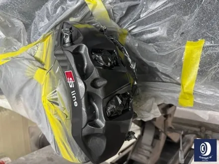 아우디 Q7 55TFSI 플라스틱 커버가 장착된 21인치 휠 블랙 유광 휠도색 + 부식 제거 후, 건메탈 그레이 캘리퍼 도색 / 용인 처인구