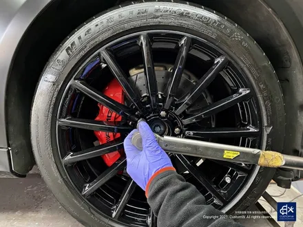 벤츠 GT43 AMG 휠수리 후 블랙유광 휠도색 + 레드 캘리퍼 도색 / 용인 처인구