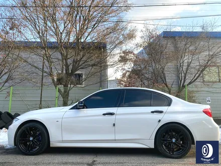 BMW F30 320d 441M 휠 상처 수리 후, 블랙 유광 휠도색 + 부식 녹 제거 후, 블루 캘리퍼 도색 / 용인 처인구