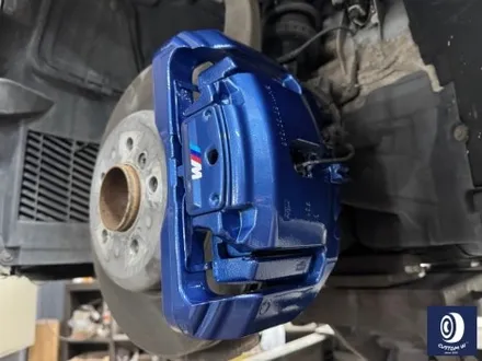 타 업체 잘못된 수리 도색 이력이 있는 BMW 640i 약품 박리 / 페인트 제거 후, 골드 휠 도색 + 엄청난 부식 제거 후, 블루 컬러 캘리퍼 도색으로 부식 방지까지_! / 용인 처인구